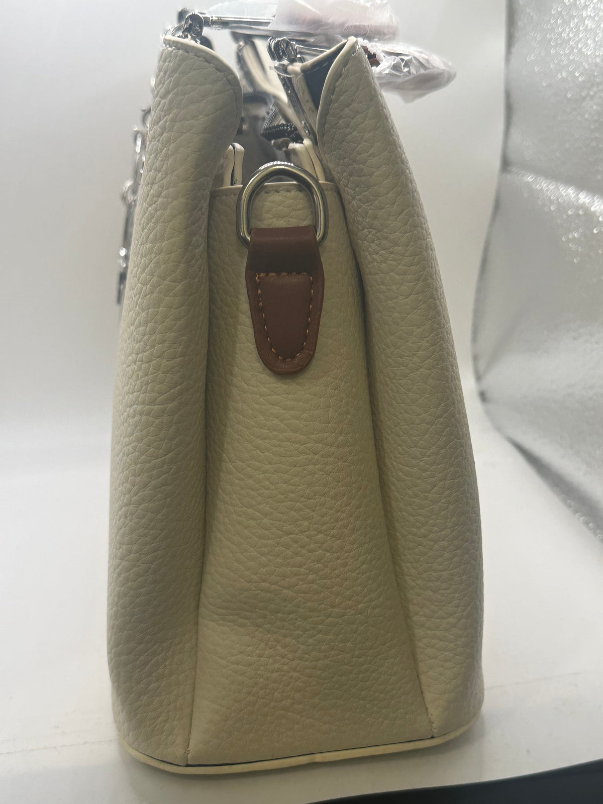 Aimily Creme Handbag