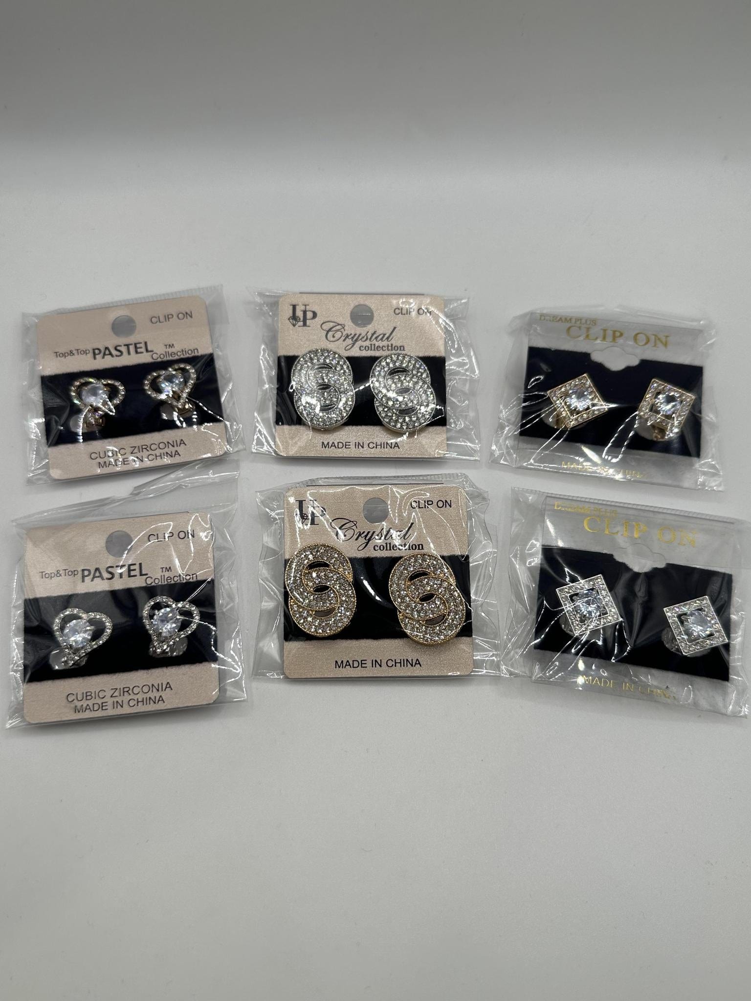 CLIP-ON EARRINGS GOLD & SILVER (1 PAIR)/RANDOM